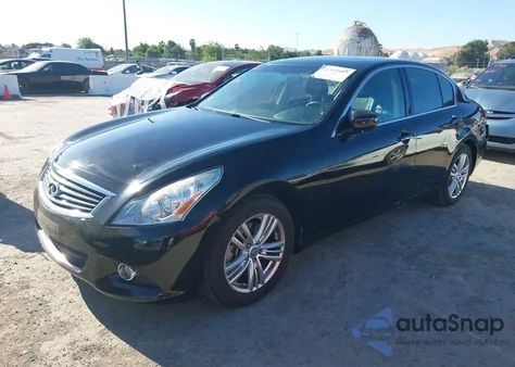 2013 Infiniti G37 Journey z USA, uszkodzony, nr VIN JN1CV6APXDM725099